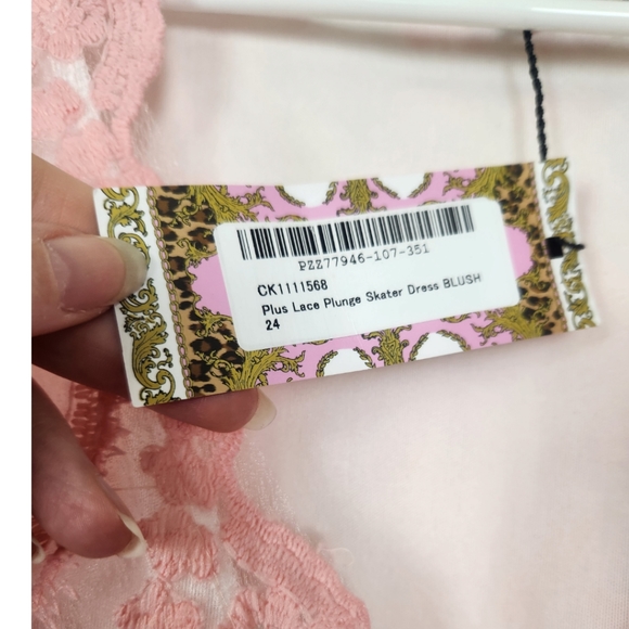 Boohoo Lace Plunge Mini Skater Dress - Picture 6 of 8